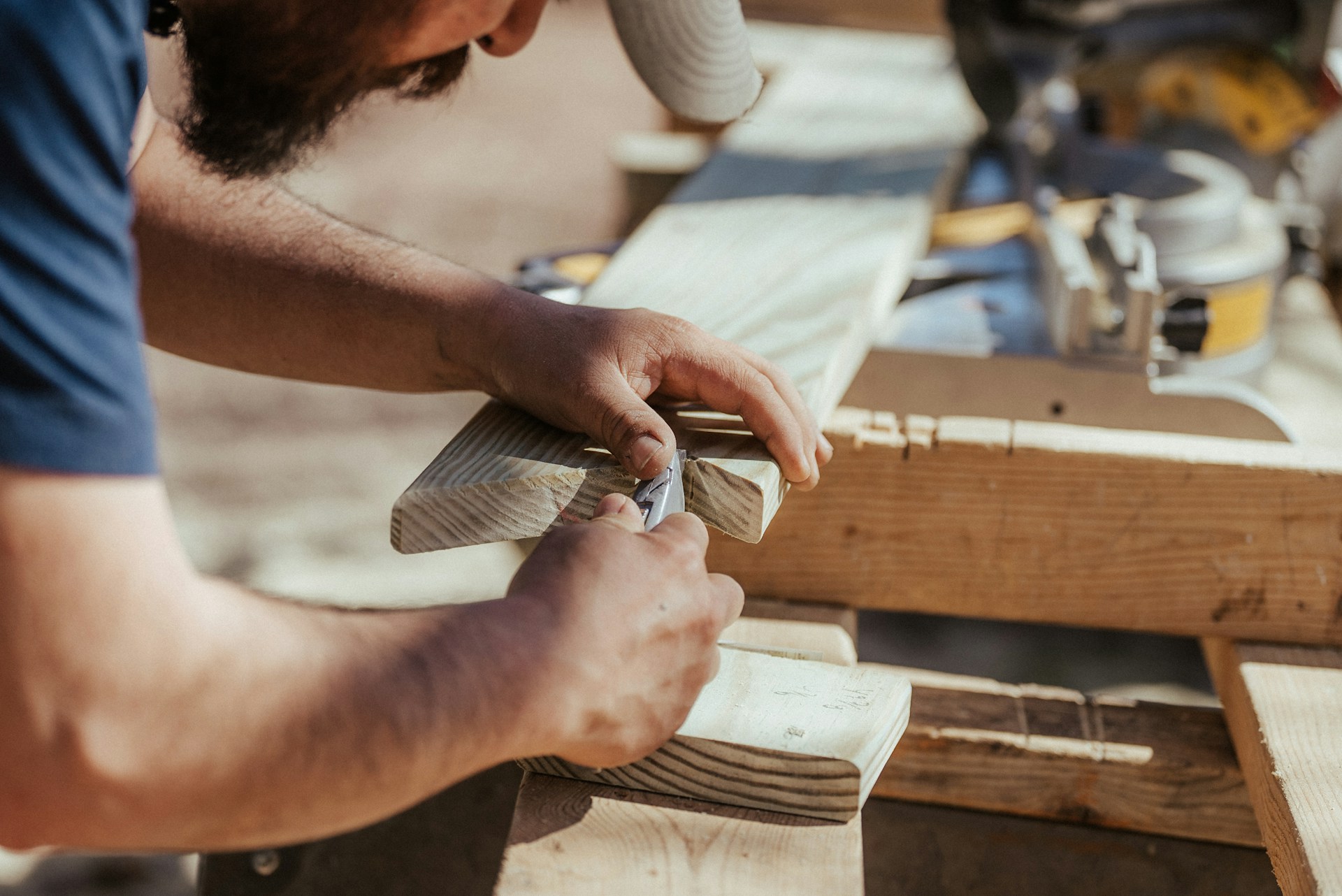 UNSKILLED FURNITURE WORKER FOR PRODUCTION IN ØLGOD